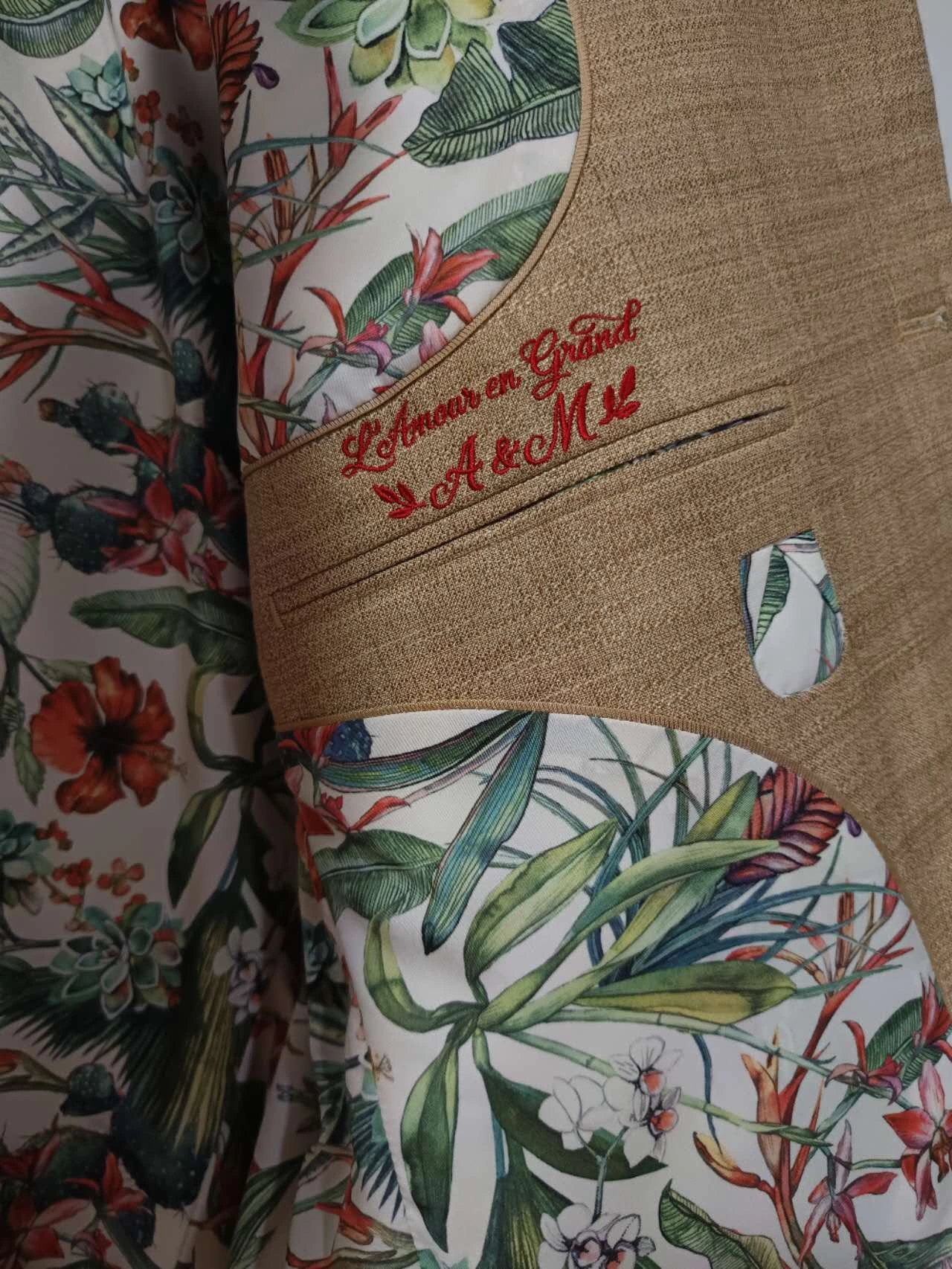 Broderie intérieure personnalisée